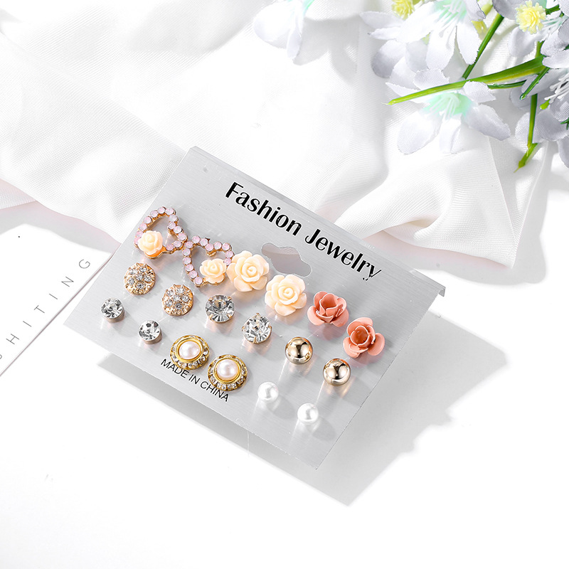 Hot Selling Fashion Flower Love Flower  Earrings display picture 4