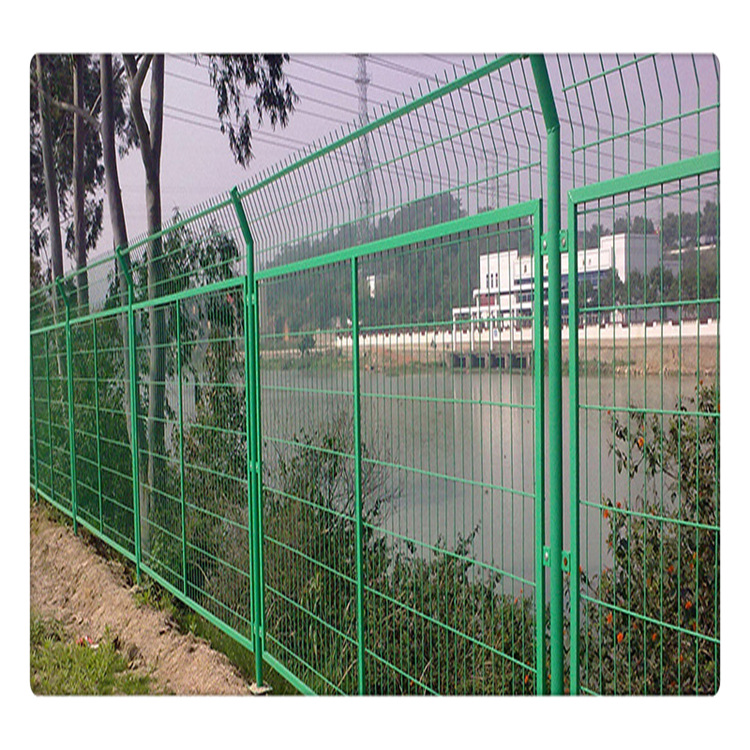 公路护栏网 仓库隔离网 ,护栏 双边丝护栏、边框护栏、护栏网