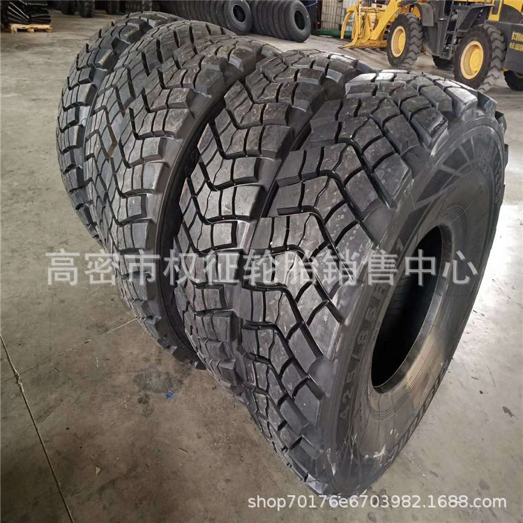 现货供应沙漠运输车轮胎 425/85R21 俄罗斯越野卡车轮胎