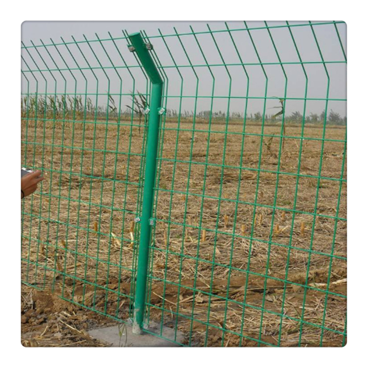 围蔽围栏网 车间隔离网 泳池围挡  浸塑铁丝网 高速公路隔离栏杆