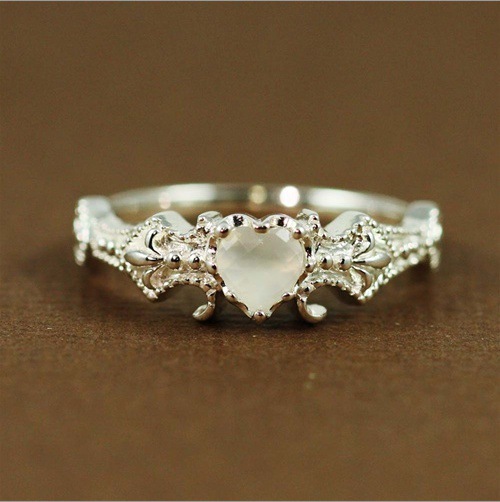 Floral Opal Heart-Shaped Ring 1