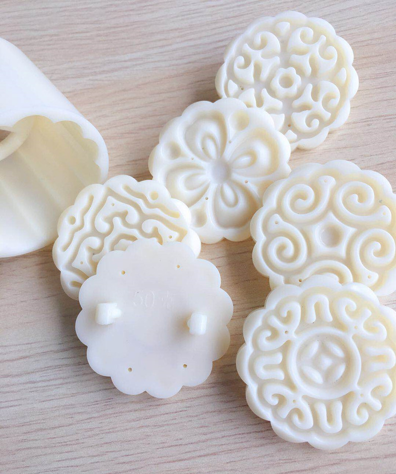 835007771974028370_副本