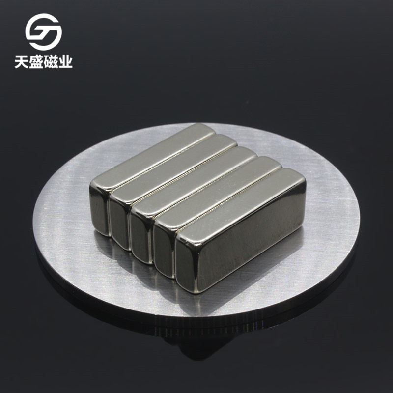 F25*10*5长方形猫眼强力磁铁高性能美甲强磁25×10×5吸力强磁石