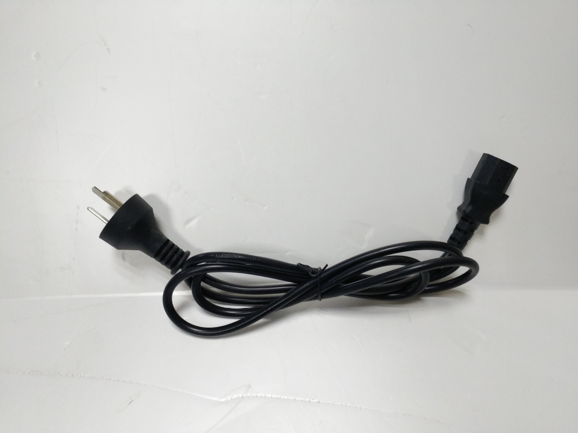 厂家供应阿根廷三插品字尾电源线