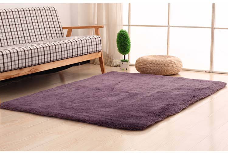 地毯,丝毛地毯,丝毛地毯地垫,客厅地毯地垫,卧室地毯地垫,茶几地毯地垫,床边地毯地垫,地毯易清理,现代简约地毯,简约羊毛地毯,丝毛床边地毯