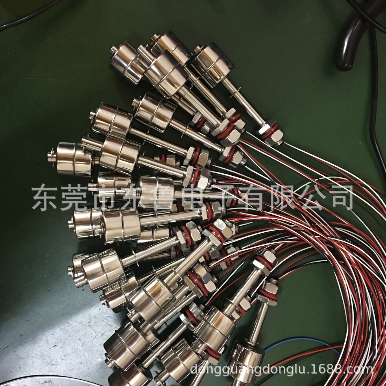 供应304 316L材质高低水位报警浮球开关 水位开关 液位开关