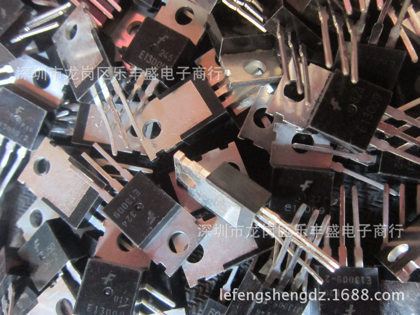 13009 拆机仙童 TO-220 NPN 12A 400V 电源开关管