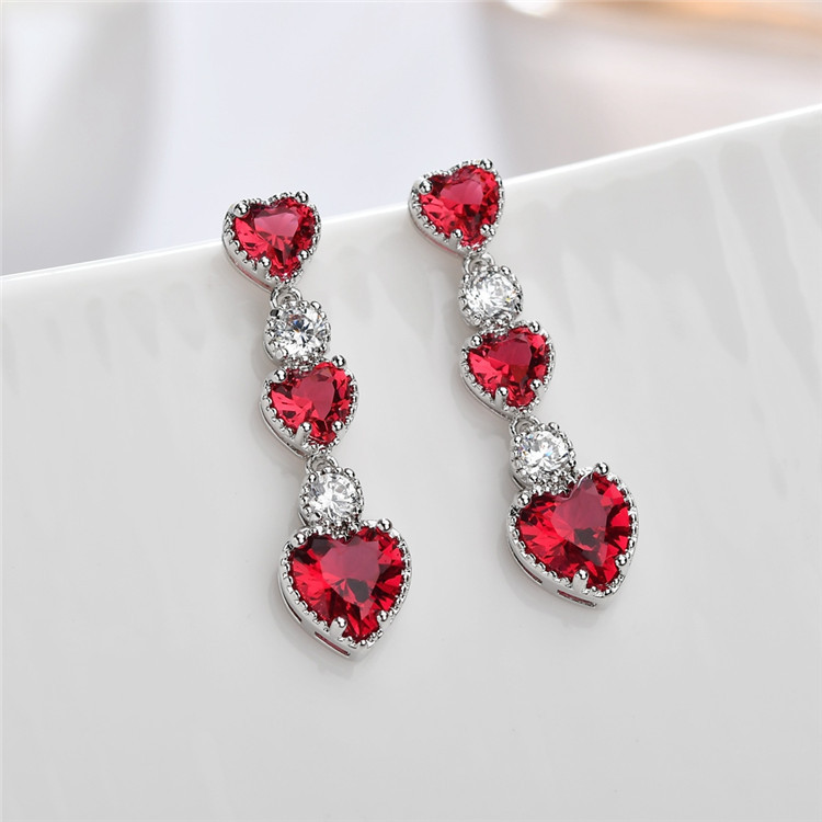 heart shape earrings copper inlaid zircon crystal Korean fashion earringspicture3