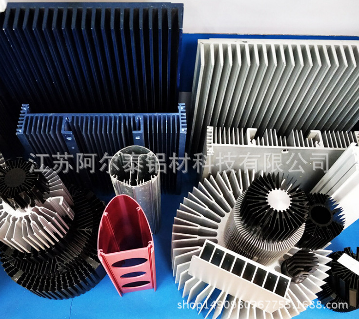 专业定尺定量生产各类散热器铝型材