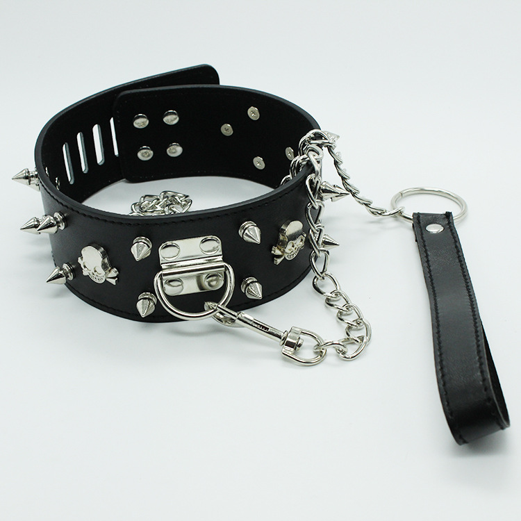 Juguetes sexuales puntiagudos uñas cráneo cuello cubierta Cadena de tracción Cadena de perro Cadena de collar juguetes alternativos suministros pasión dispositivo femenino