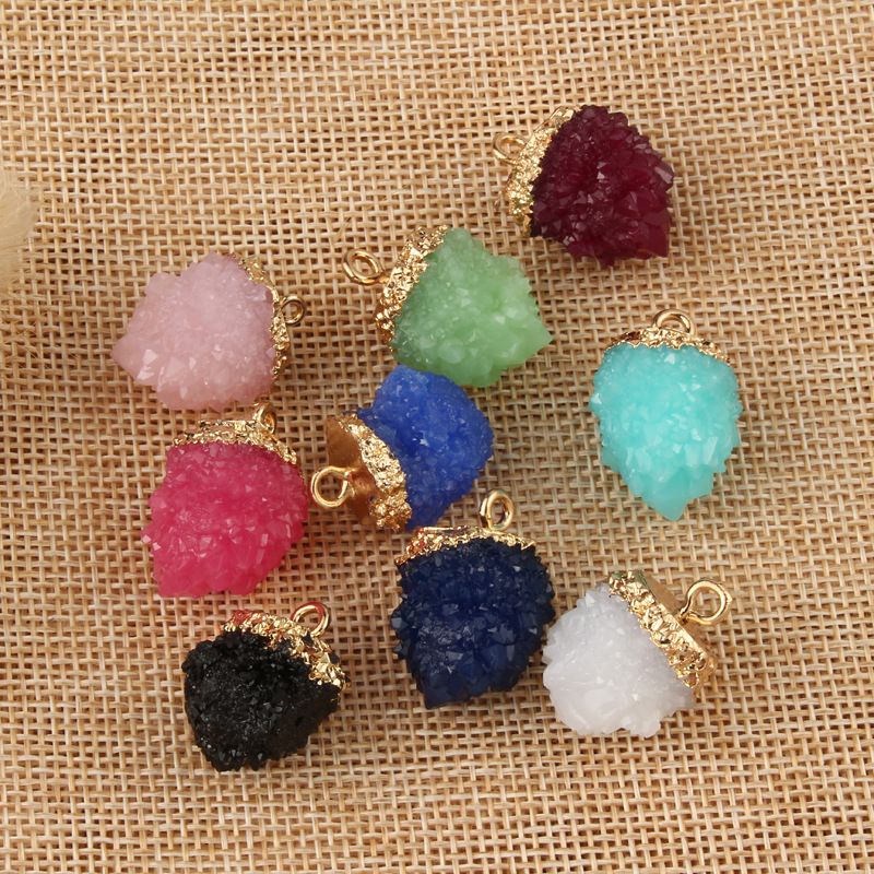 New Jewelry Irregular Resin Pendant Diy Earrings Necklace Pendant Handmade Accessories Wholesale Nihaojewelry display picture 2