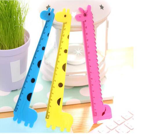 Children and students cartoon animal giraffe plastic ruler 15cm student ruler random one