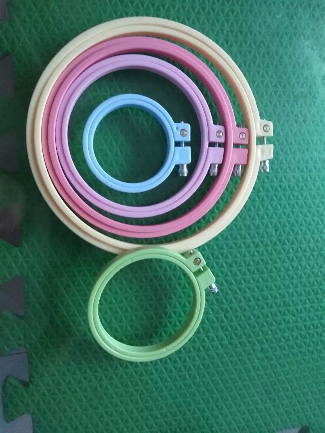 Color ABS Plastic Embroidery New Product Embroide