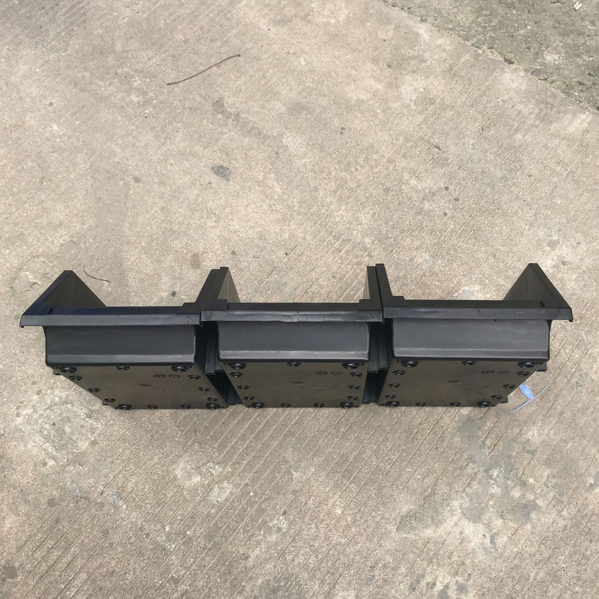 厂家批发 塑料斜口盒零件盒 加厚物料盒工具螺丝盒组立货架元件盒