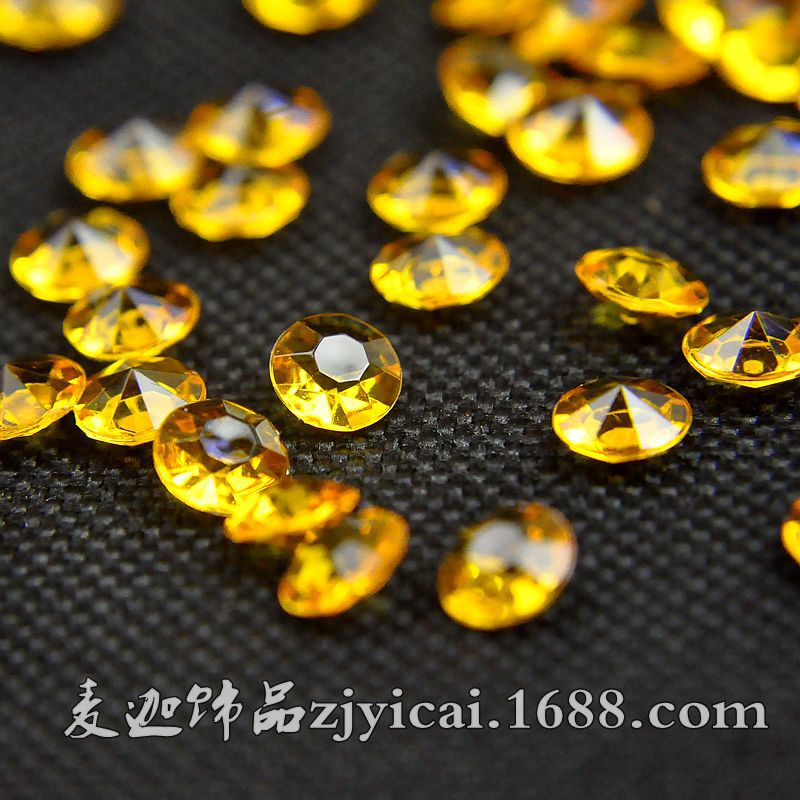 现货 2000pcs 8mm亚克力尖钻 无底裸钻 透明尖底钻 DIY婚礼散钻-阿里巴巴