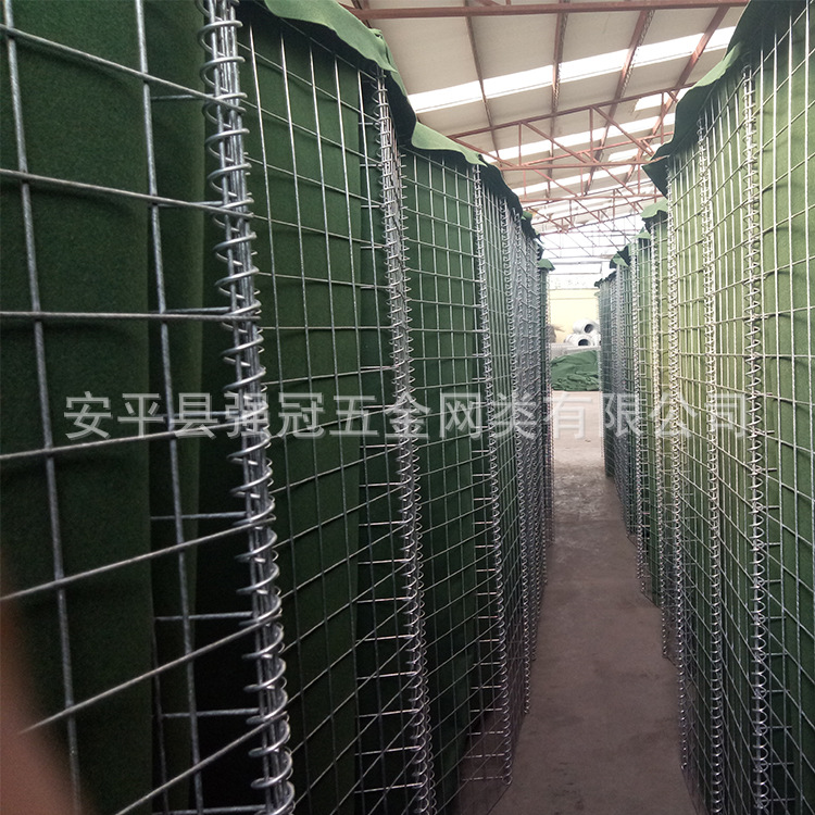 用于国内真人CS场地的热镀锌焊接防洪墙网 Mil7型号掩体防洪墙