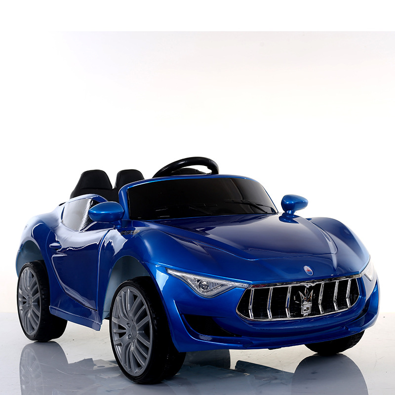 The four round children electric vehicle baby Car with swing Child remote control Toy car Baby carriage On behalf of