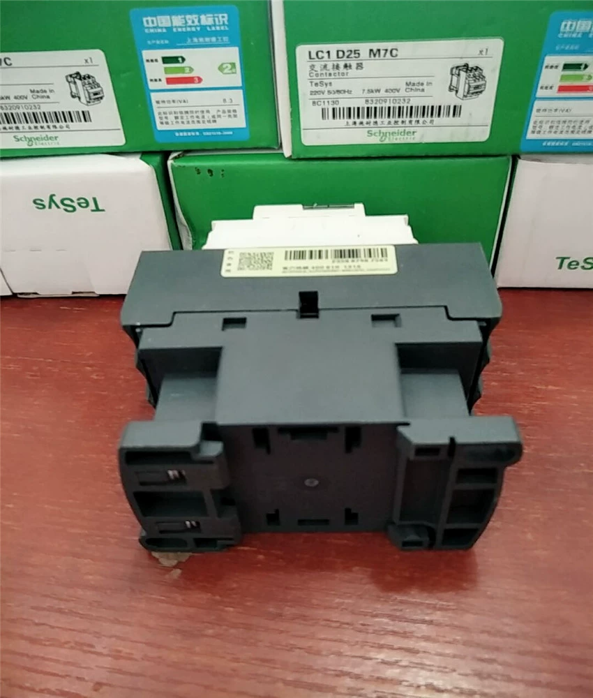 Контактор питания LC1-D32M7C