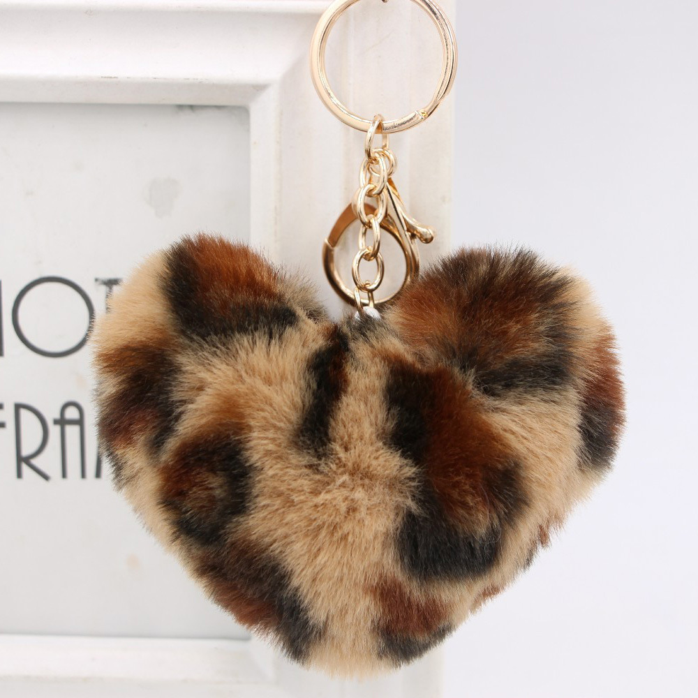 1 Piece Retro Heart Shape Leopard Alloy Plush Women's Bag Pendant Keychain display picture 3