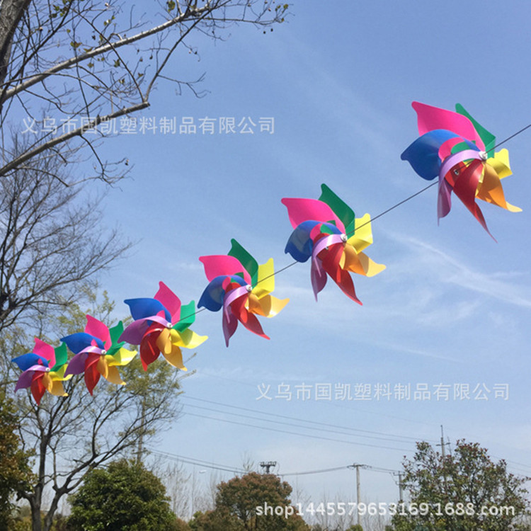 3857808933_1979068254