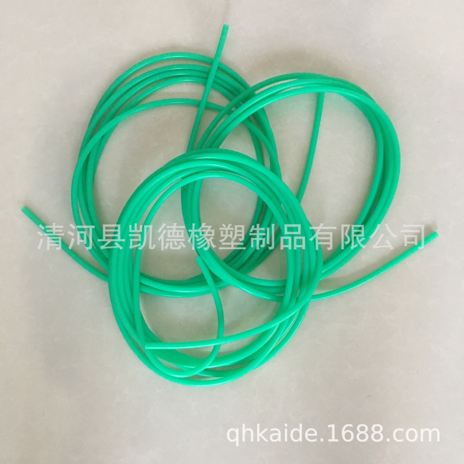 厂家供应内径4mm彩色真空硅胶管