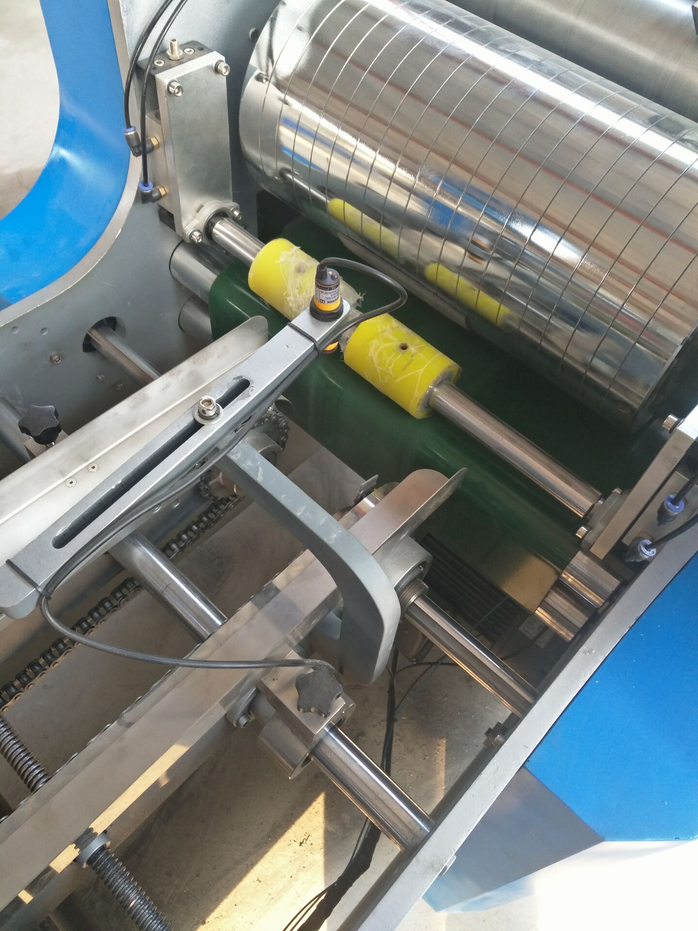 4346A7A687989E8066D4C0CB5BEC44