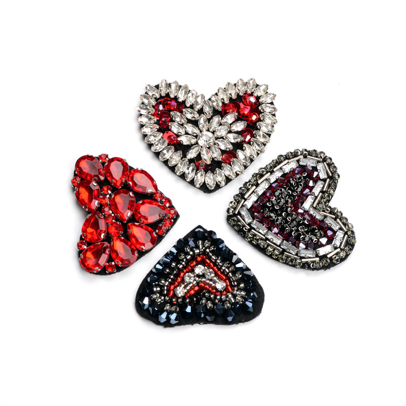 De gama alta de la industria pesada hecha a mano de uñas rhinestone en forma de corazón pegatinas de tela accesorios de ropa bolsa de ropa zapatos parche DIY