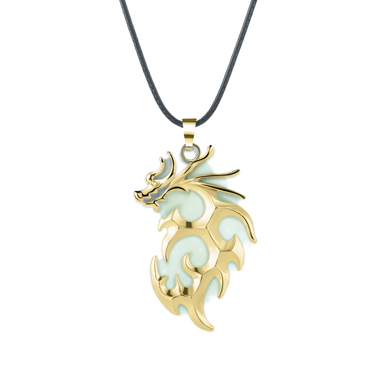 Hot-selling Retro Flying Dragon Luminous Pendant  Fashion Luminous Necklace display picture 1