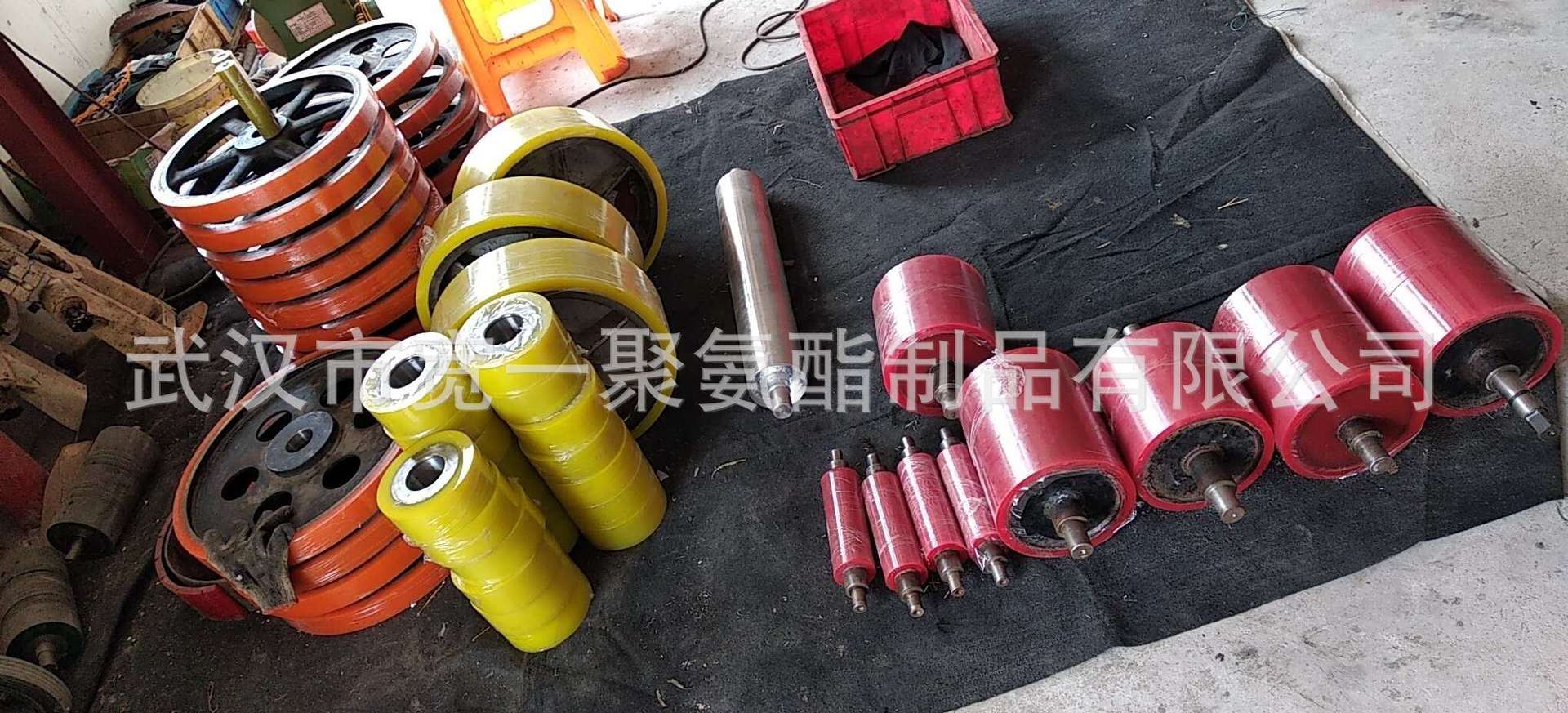 湖北聚氨酯滚轮，襄阳聚氨酯滚筒，襄阳滚轮包胶，襄阳滚筒包胶