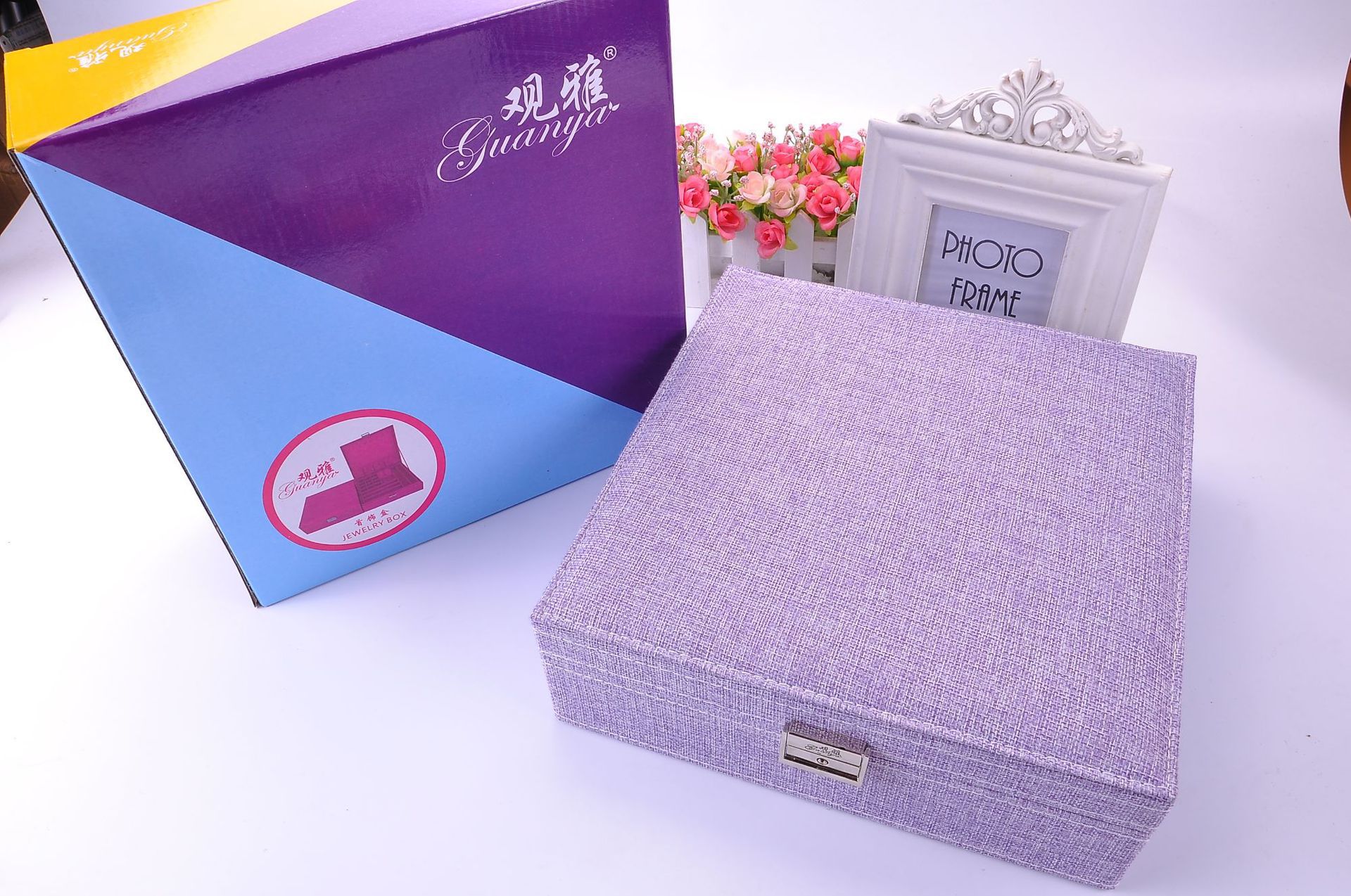 Guanya 2018 New Linen Fabric Square Earring Box Jewelry Storage Box display picture 6