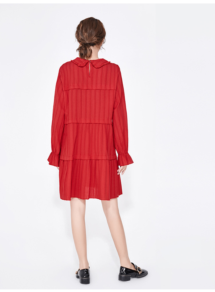 2018韩版娃娃领红色连衣裙大码春装新款喇叭