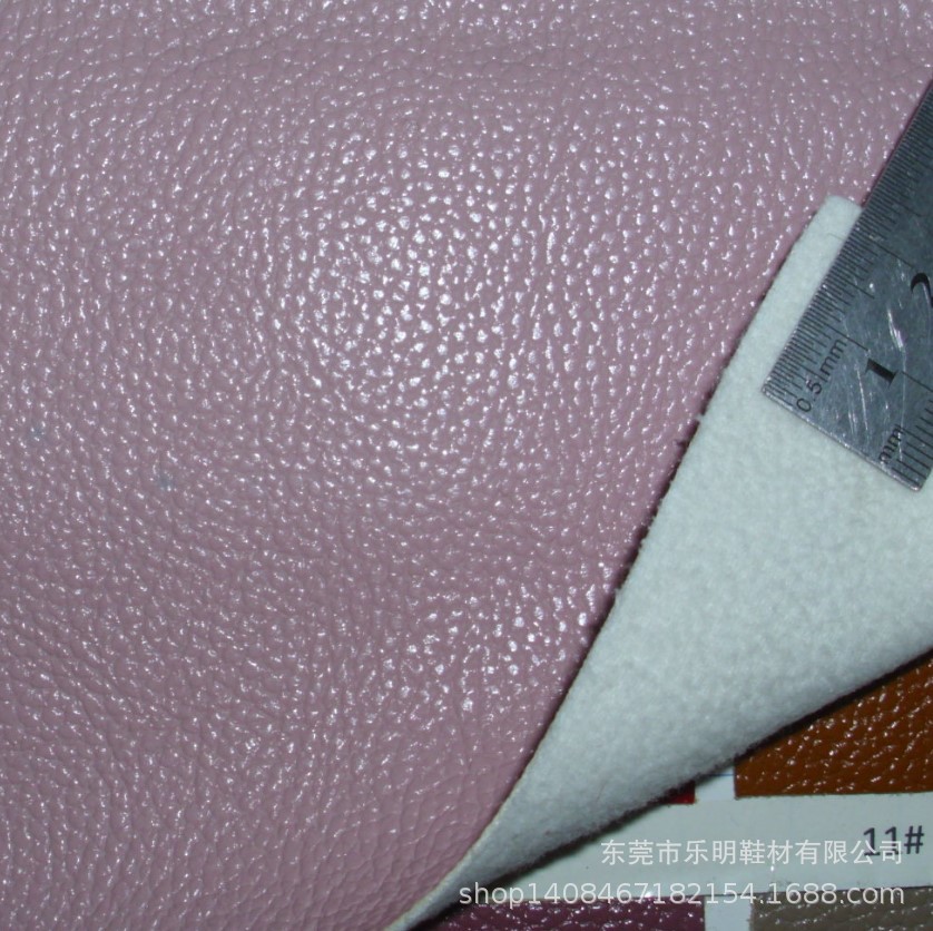DP8022现货毛底1.3MM厚小荔枝纹PU鞋材手袋箱包皮具电子产品