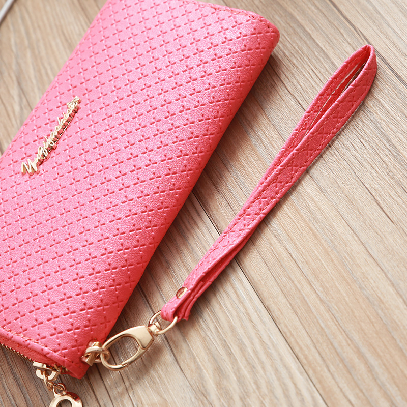 Korean-style Embossed Zipper Wallet display picture 11