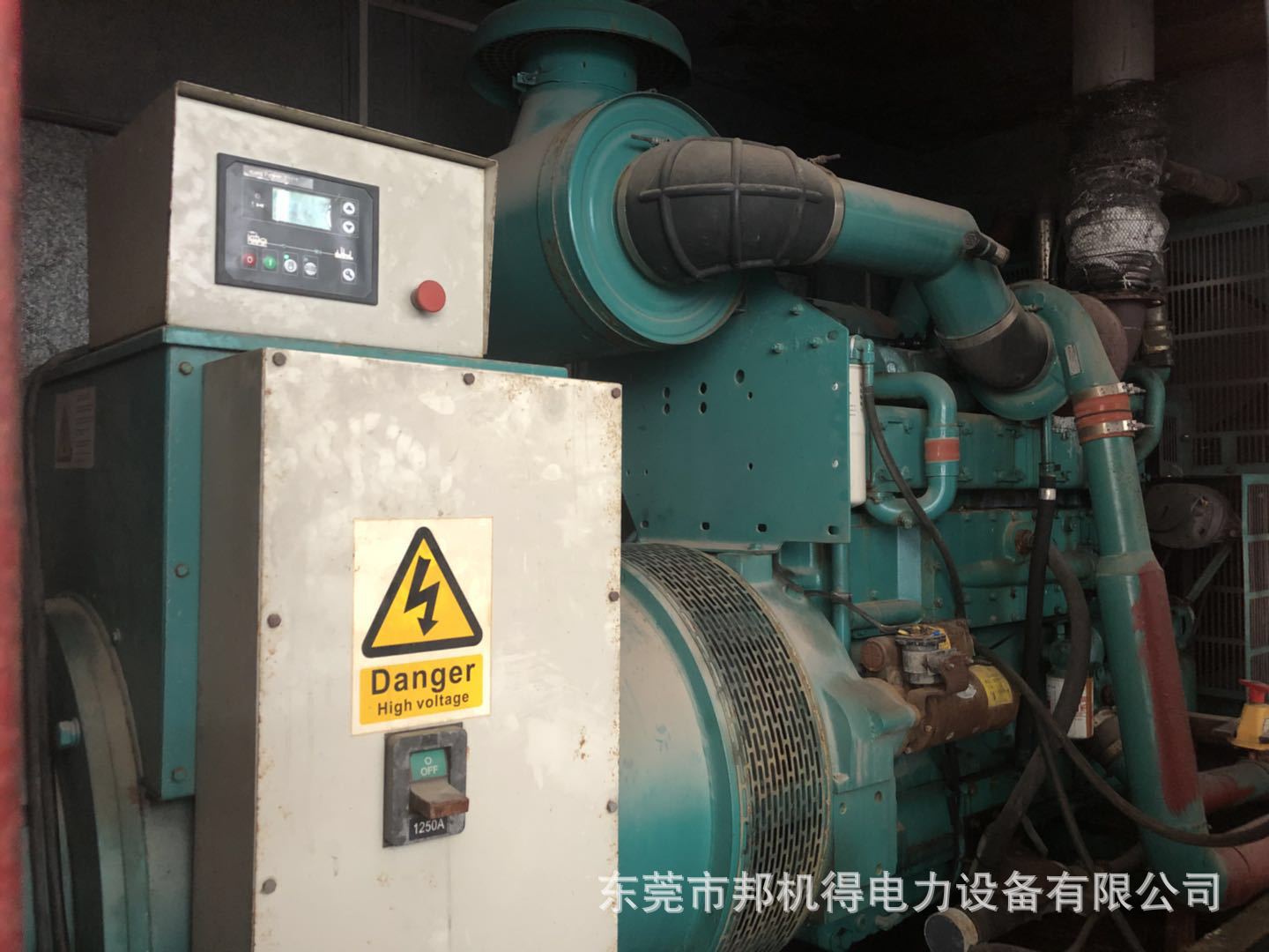 二手重庆康明斯发电机500KW 低噪音kta19g6a柴油发电机组
