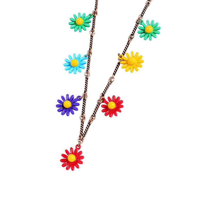 Temperament Simple Flower Necklace Small Fresh Long Sweater Chain Flower Necklace Tide display picture 8