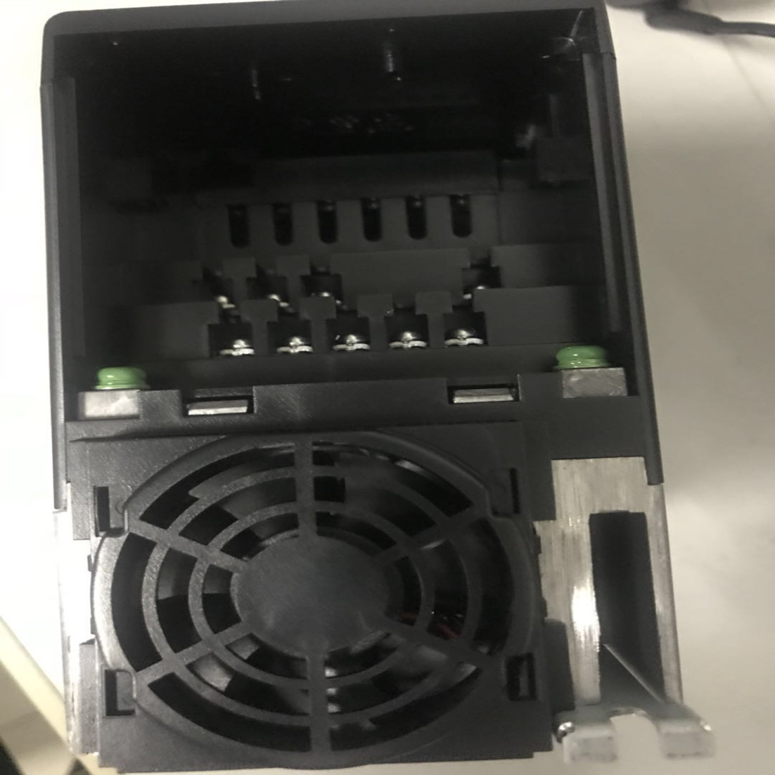 机械设备输送变速器    涂装设备变频器