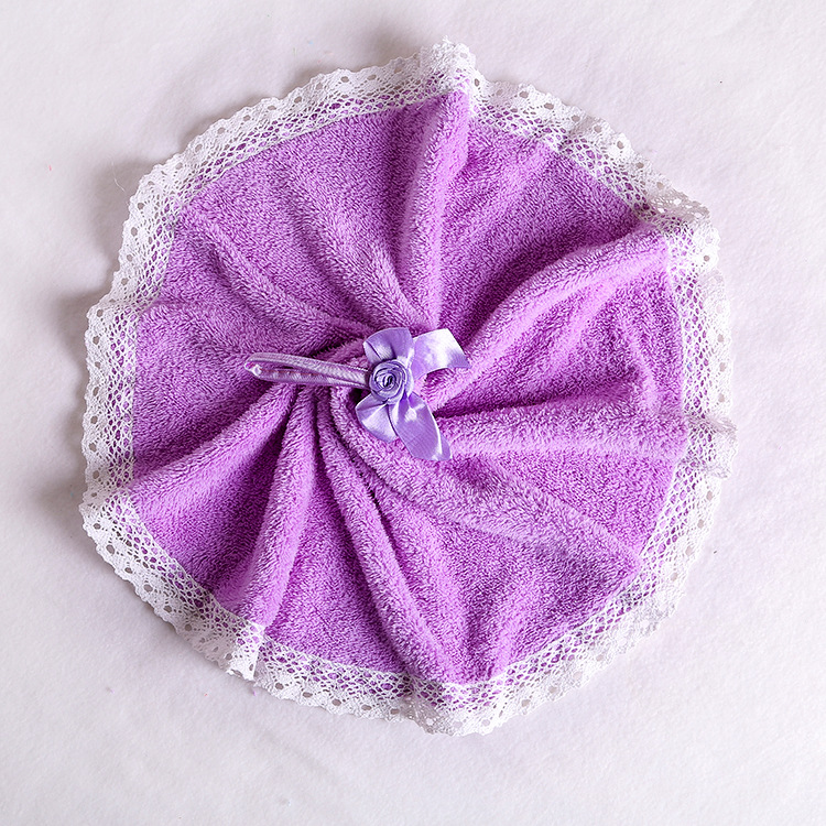 新款珊瑚绒创意厨房毛巾纯色圆形蕾丝珊瑚绒擦手巾悬挂式手巾批发|ru