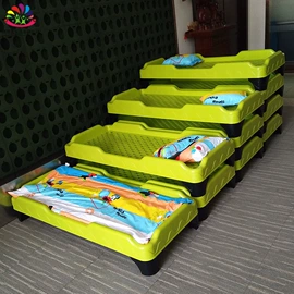 儿童桌椅;儿童床;儿童书架、柜