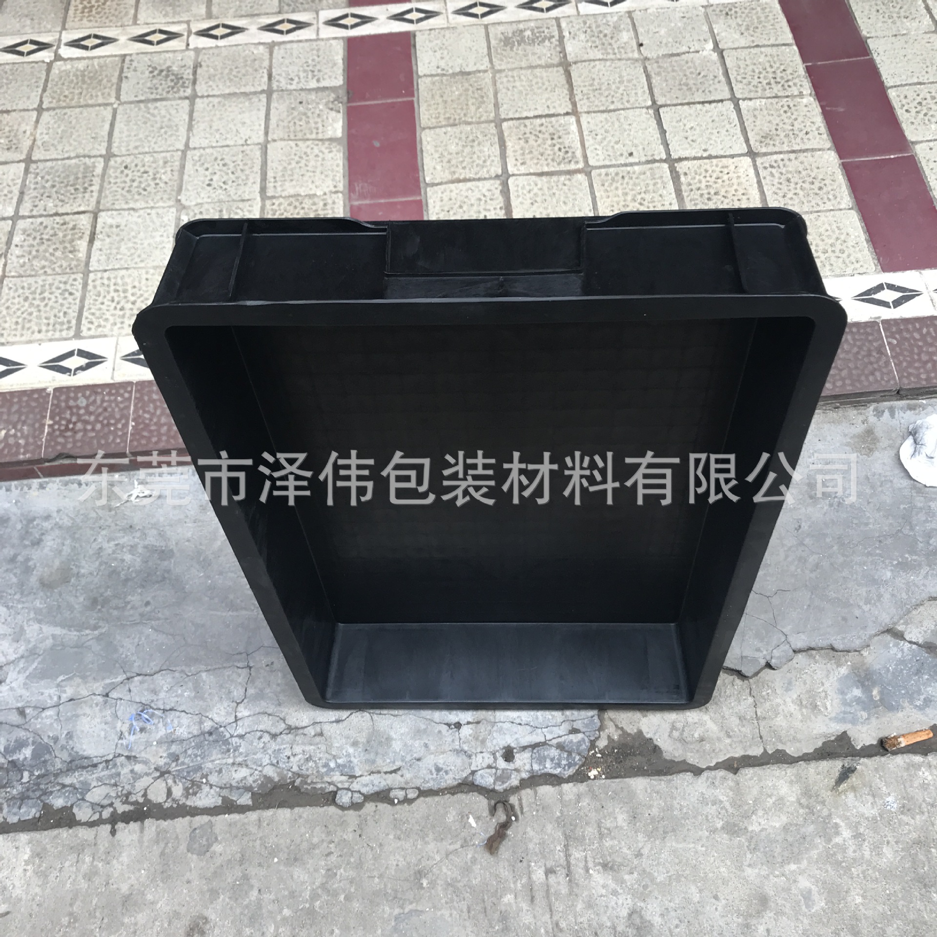 厂家直销防静电塑胶方盘 黑色塑料方盘 ESD电子物料盒620*420*95