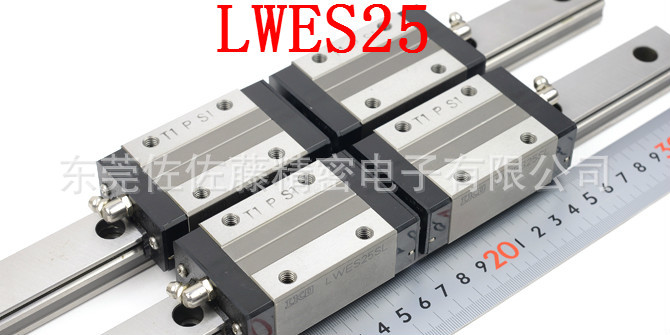 IKO直线导轨滑块LWES15 LWES20 LWES25 LWES30 LWESC15 LWESC20