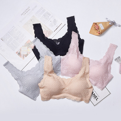 Japan Relieved sexy Lace No trace Gather Bras Wireless sleep motion comfortable vest V-neck Underwear