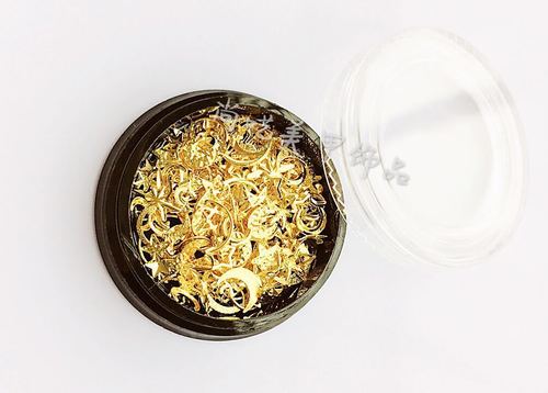 New Japanese-style manicure with the same star and moon rivets, star and moon jewelry, gold manicure DIY rivet box mixed