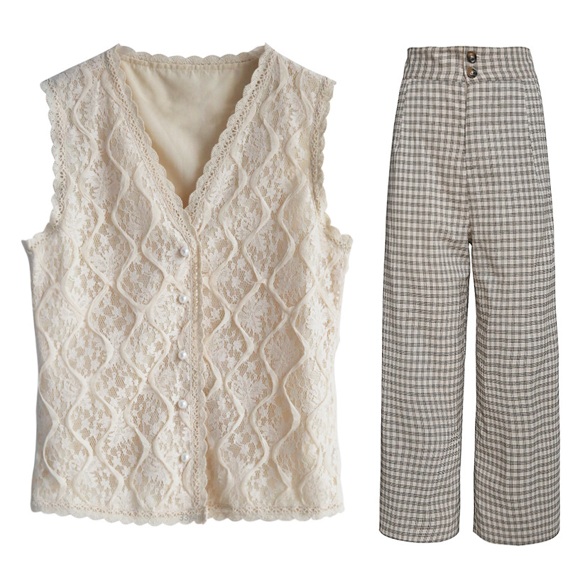 Costume femme en De la dentelle - Ref 3334316 Image 5