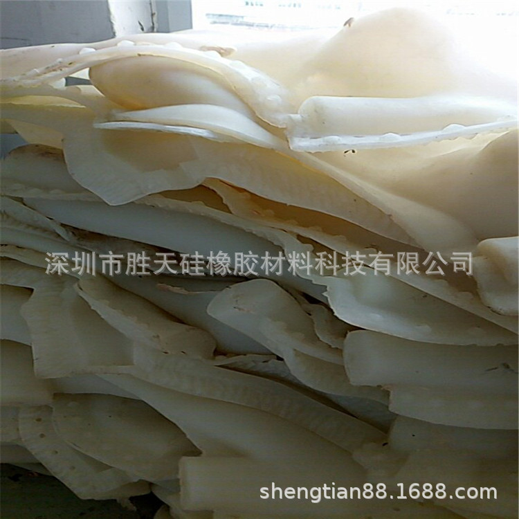 电缆硅胶回收，终端接头导电废硅胶回收。年尾清仓硅胶模具收购价