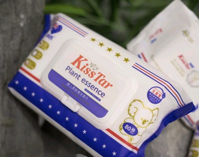 亲格湿巾婴儿柔肤清洁湿巾无酒精无香精不伤皮肤 80抽湿巾|ru