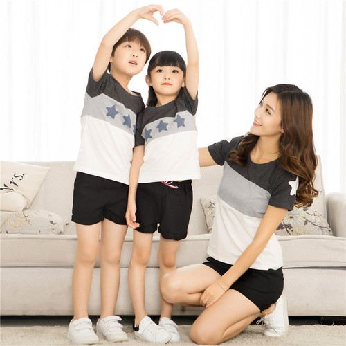 Yangtai Factory Directly Shipping 2024 New Style Color Matching Printed T-Shirt for Family of Three Short Sleeve Parent-Child Wear 