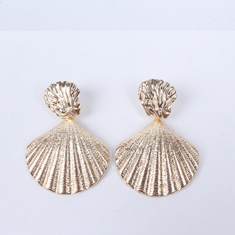 Shell Metal Retro Punk Earrings display picture 6