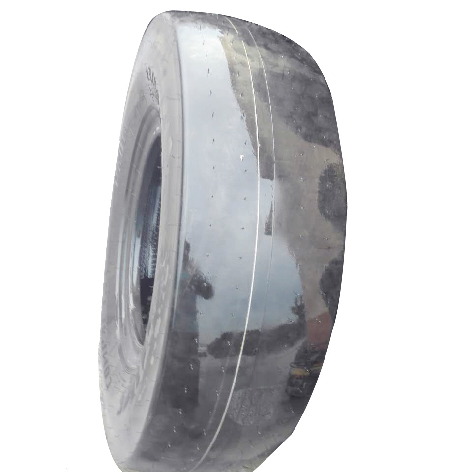 厂家直销13/80R20 全钢板光面压路机轮胎 工程机械轮胎 厂家三包