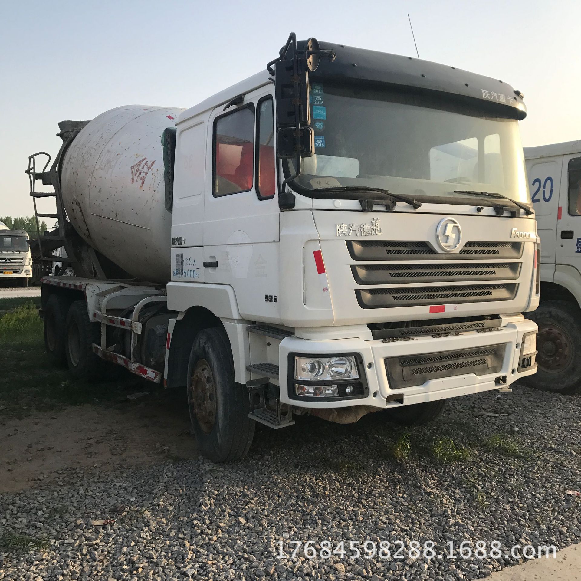 二手德龙水泥搅拌车 二手混凝土搅拌罐车 12方搅拌运输车