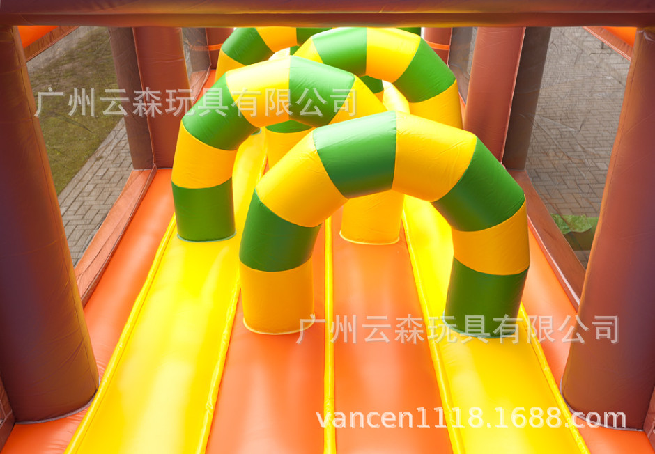 inflatable-attraction-obstacle